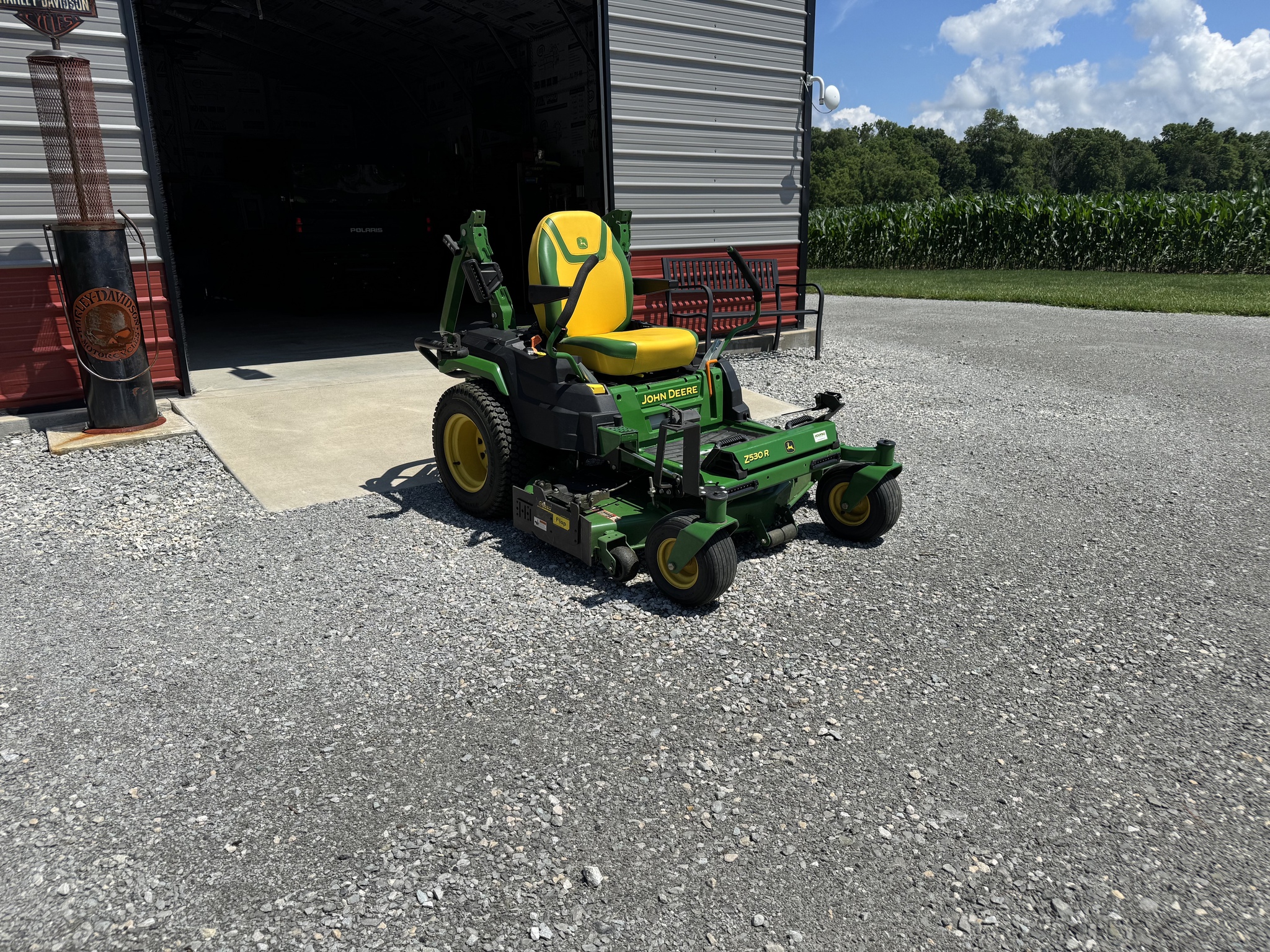 Used 2023 John Deere Z530R Zero Turn Mowers at Koenig Equipment in Urbana, OH - PhotoXL5