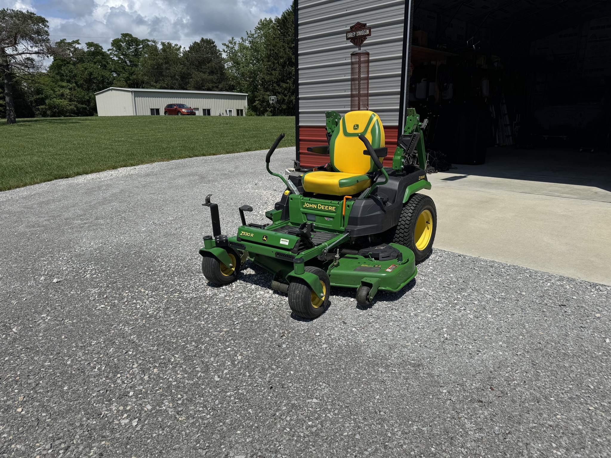 Used 2023 John Deere Z530R Zero Turn Mowers at Koenig Equipment in Urbana, OH - PhotoXL0