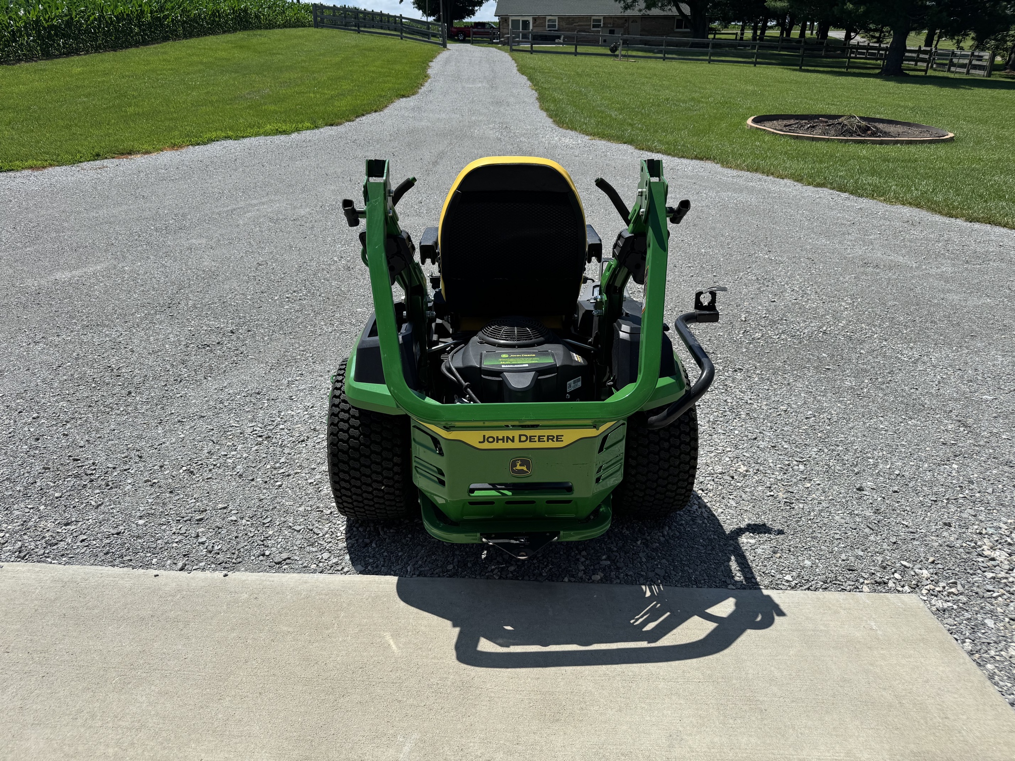 Used 2023 John Deere Z530R Zero Turn Mowers at Koenig Equipment in Urbana, OH - PhotoXL6