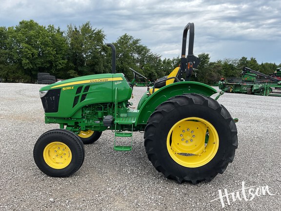 Photo of 2022 John Deere 5055E