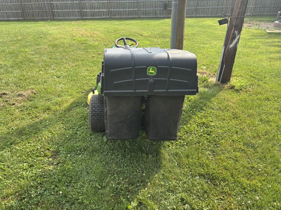 Used 2021 John Deere s110 Lawn & Garden Tractors at Koenig Equipment in Germantown, OH - Photo5