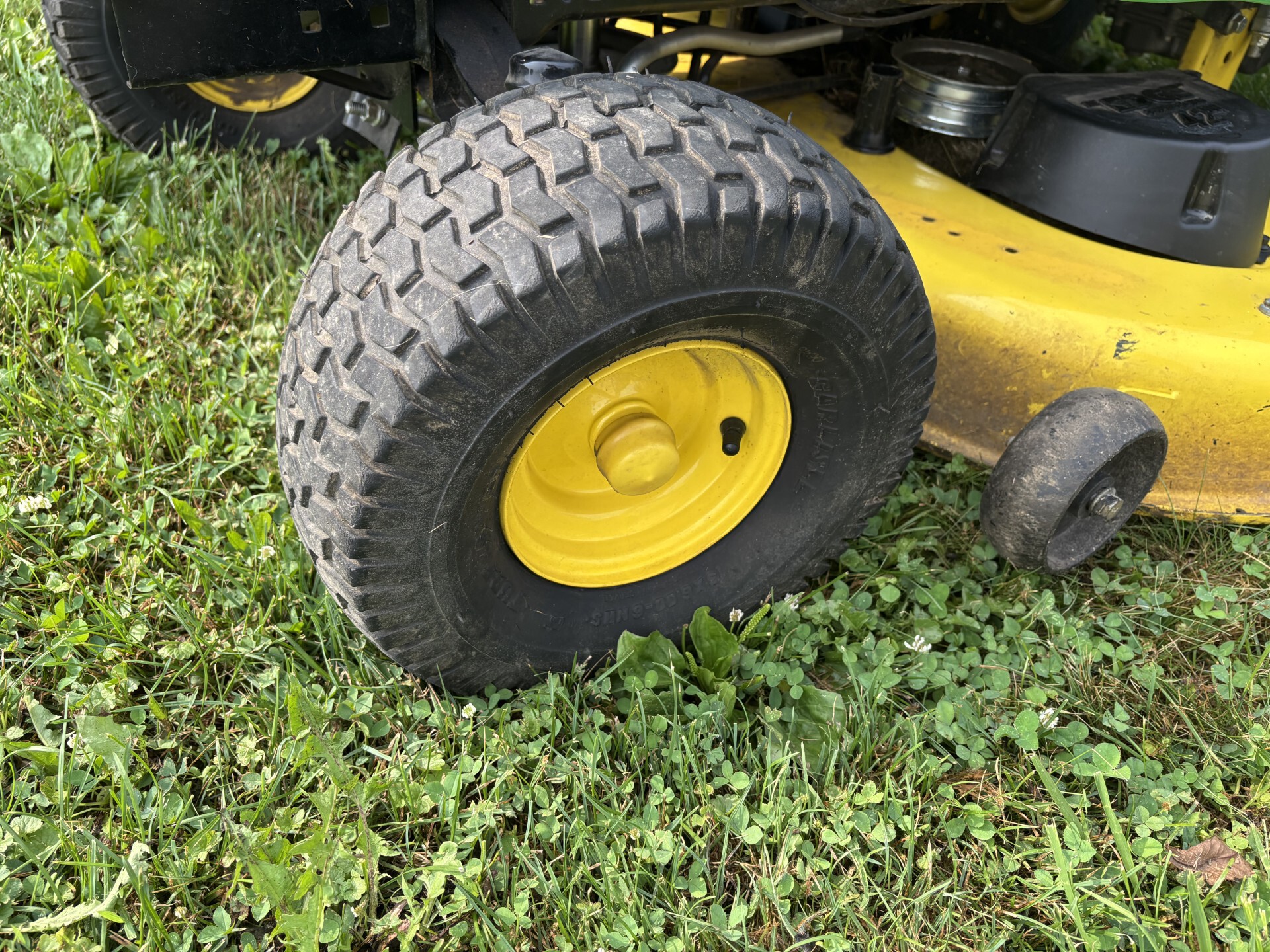 Used 2021 John Deere s110 Lawn & Garden Tractors at Koenig Equipment in Germantown, OH - PhotoXL10
