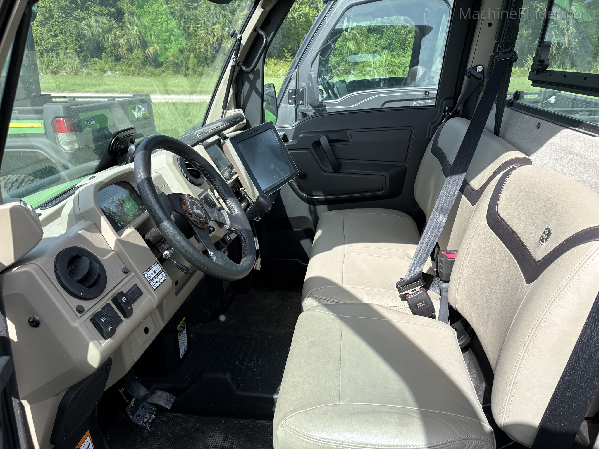 Used 2024 John Deere XUV865R Signature Edition ATVs & Gators at Koenig Equipment in Tipp City, OH - PhotoXL3