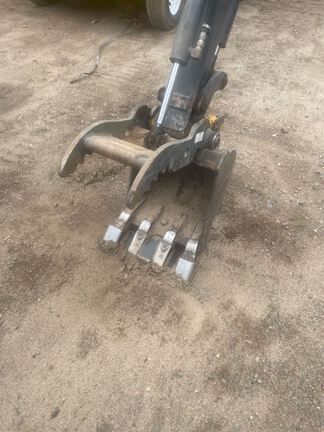 2023 John Deere 17G