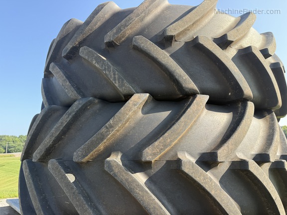 Photo of Michelin VF750/65R26