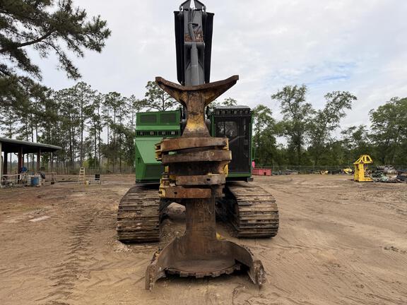 2023 John Deere 853M