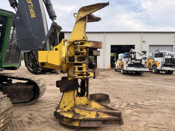 2023 John Deere 853M