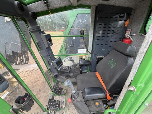 2023 John Deere 853M