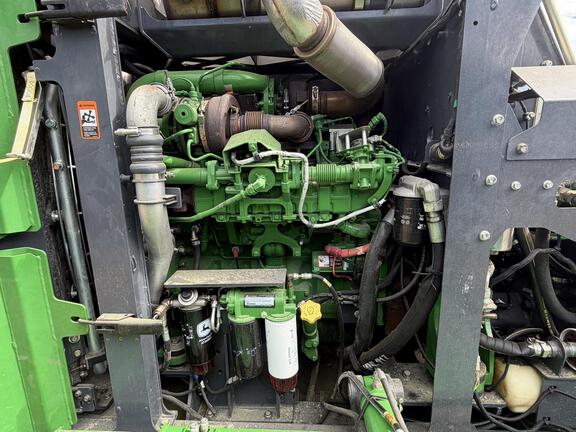 2023 John Deere 853M