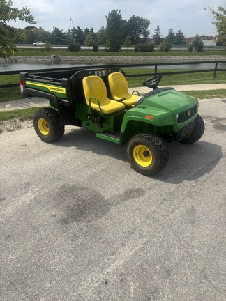 2025 John-Deere TX 4X2