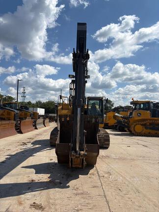 2015 John Deere 245G LC