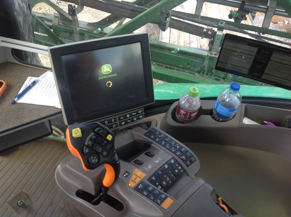 Photo of 2020 John Deere R4038