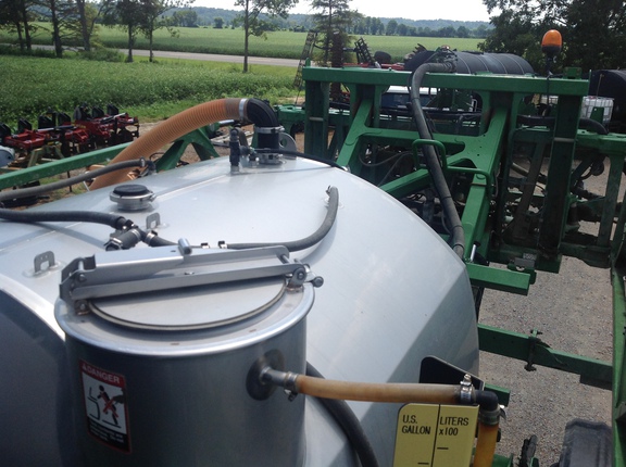 Photo of 2020 John Deere R4038
