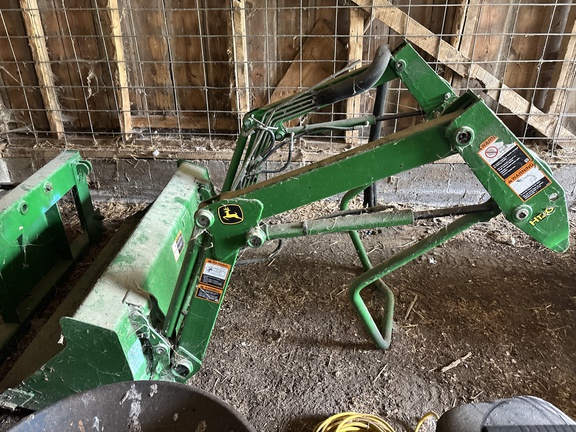 Used 2016 John Deere 1025R Compact Utility Tractors at Koenig Equipment in Anna, OH - Photo9