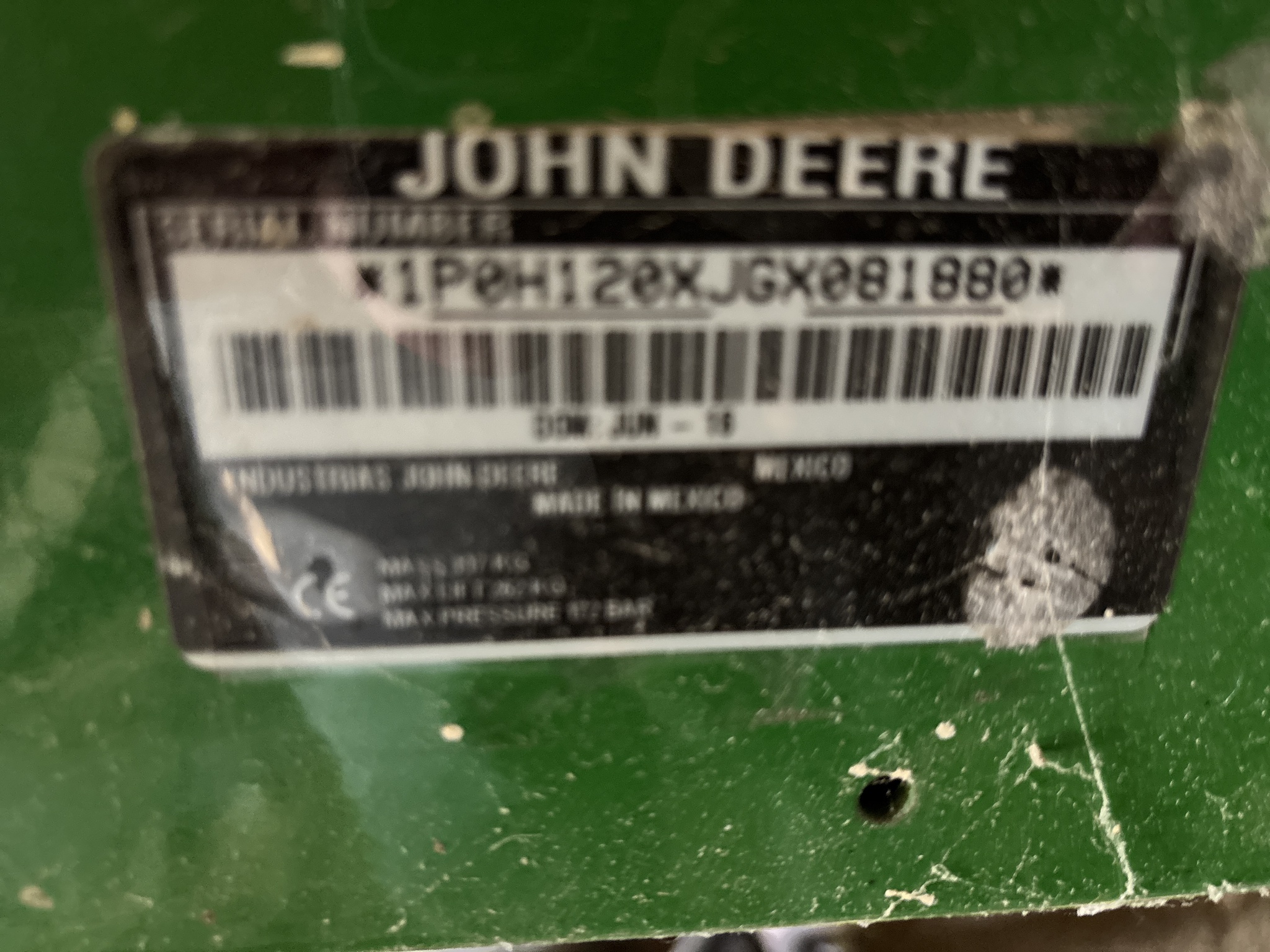 Used 2016 John Deere 1025R Compact Utility Tractors at Koenig Equipment in Anna, OH - PhotoXL2