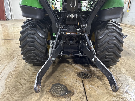 Used 2016 John Deere 1025R Compact Utility Tractors at Koenig Equipment in Botkins, OH - Photo10