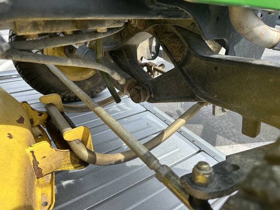 Photo of 2009 John Deere X720