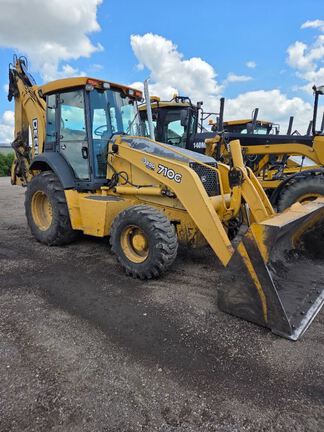 Photo of 2005 John Deere 710G