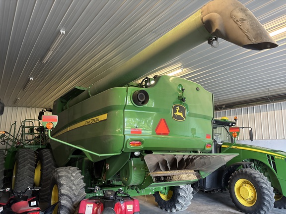 Used 2021 John Deere S760 Combines at Koenig Equipment in Anna, OH - Photo4