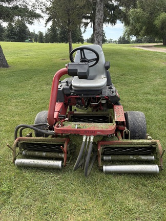 Used 2006 Toro Greensmaster 3150 Riding Greens Mowers at Horizon Ag & Turf in Calgary, AB - Photo2