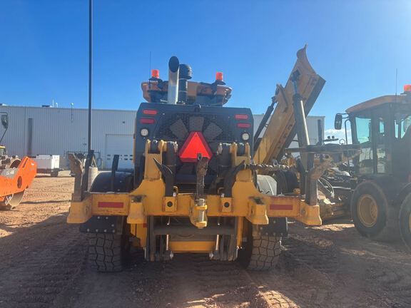 2022 John Deere 872G