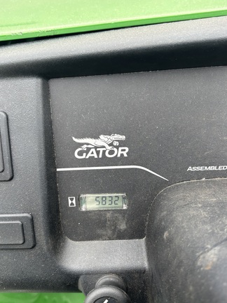 2025 John-Deere 4X2
