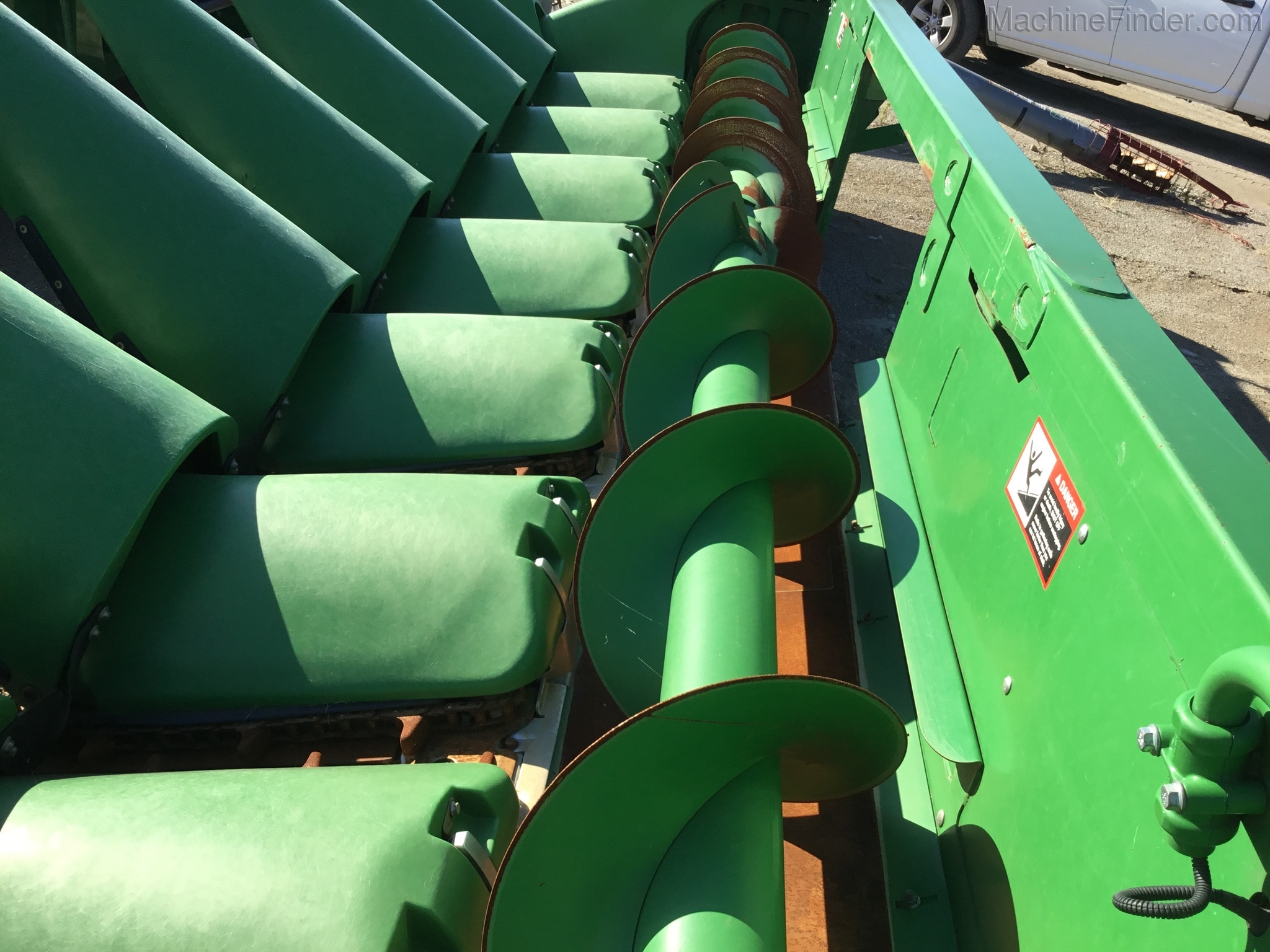 2014 John Deere 608C Image 5