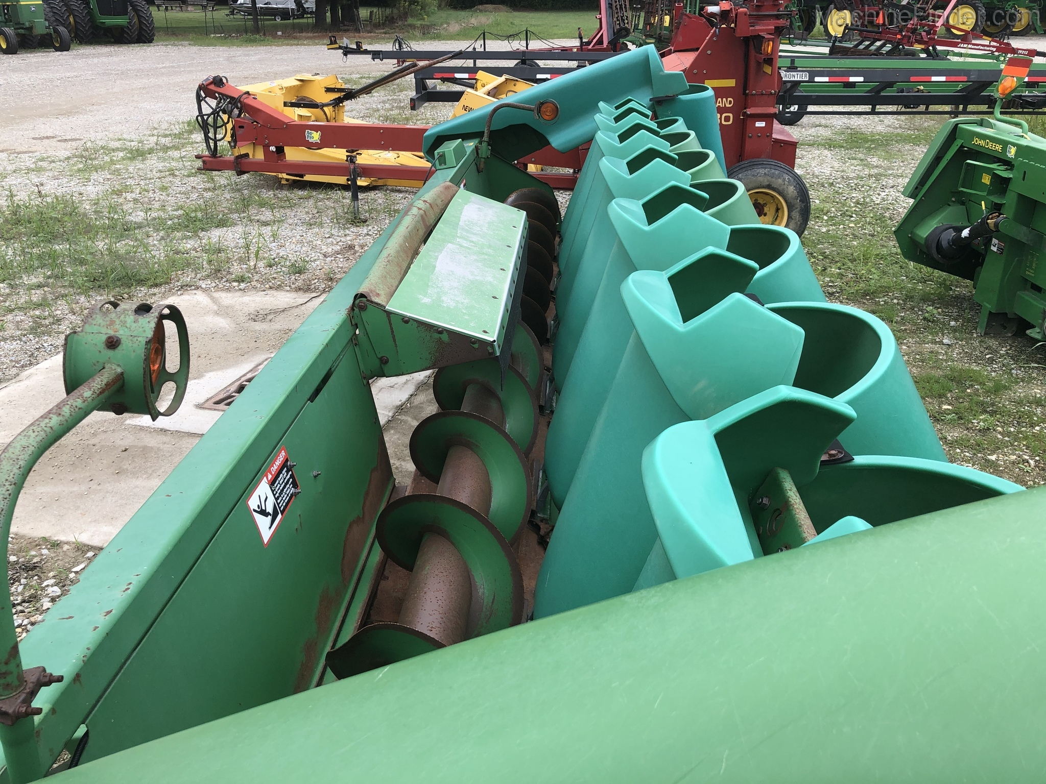 1994 John Deere 893 Image 2