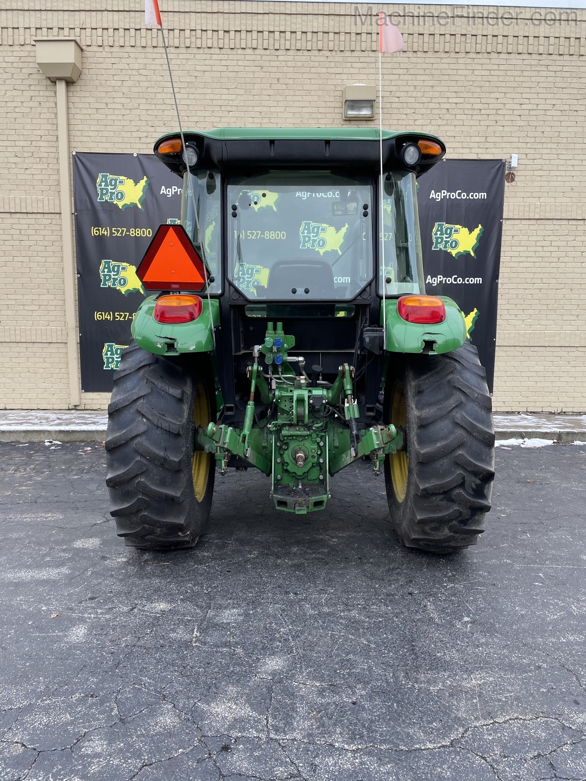 2014 John Deere 5085E Image 6