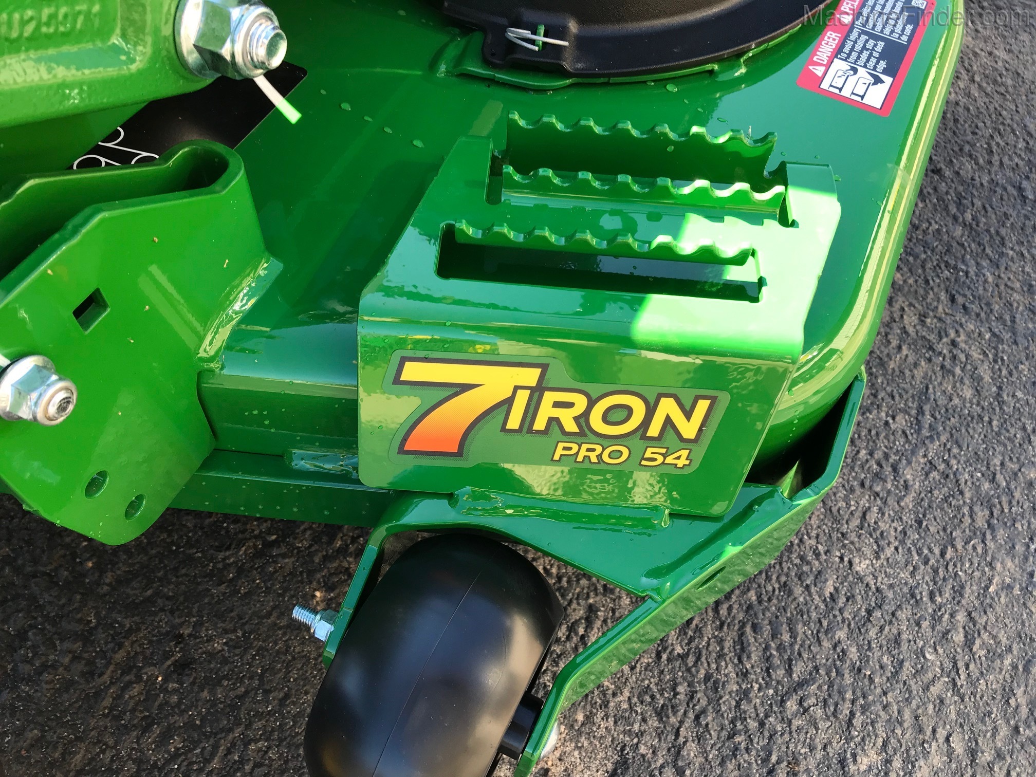 2020 John Deere Z920M Image 8