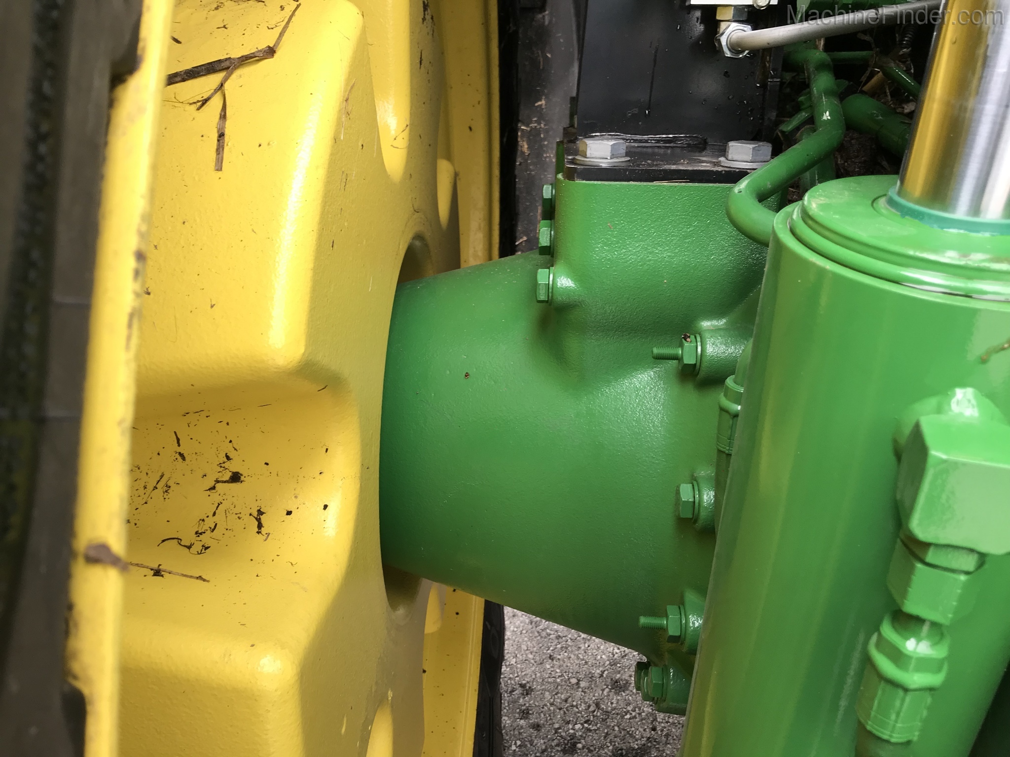 2019 John Deere 8320R Image 16