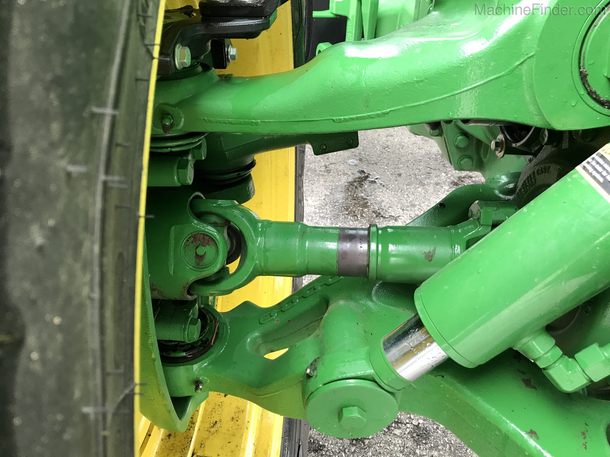 2019 John Deere 8320R Image 23