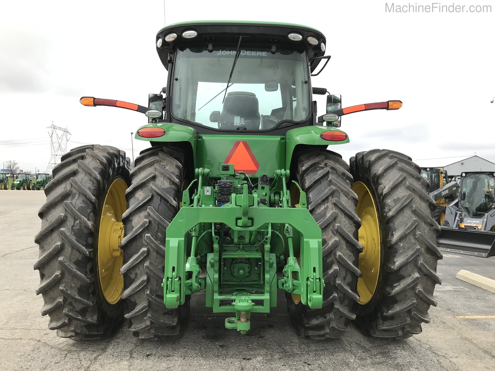 2019 John Deere 8320R Image 9