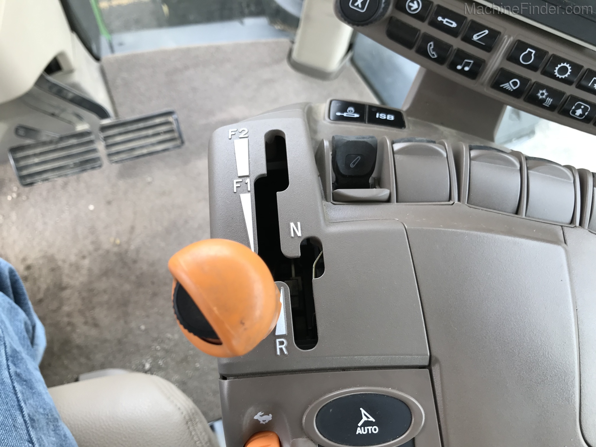 2019 John Deere 8320R Image 37