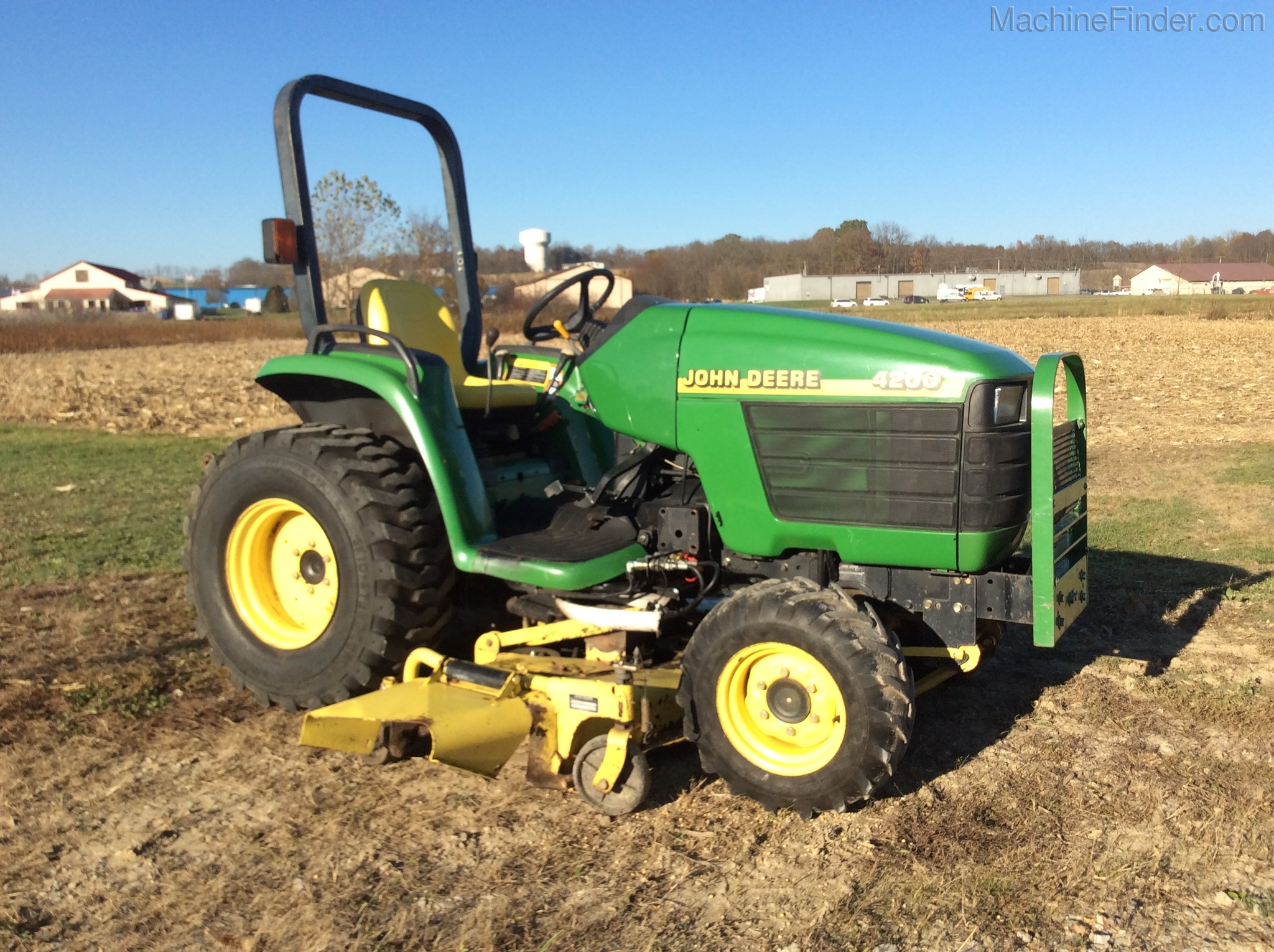 1998 John Deere 4200 Image 5