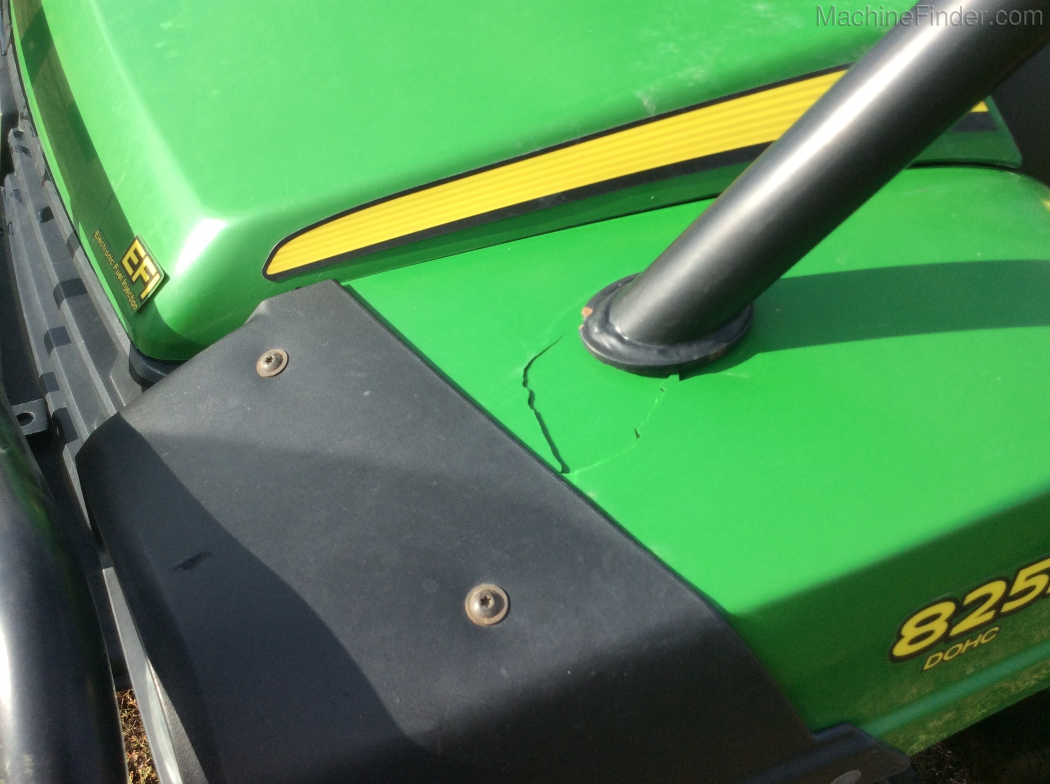 2011 John Deere XUV 825I GREEN Image 8