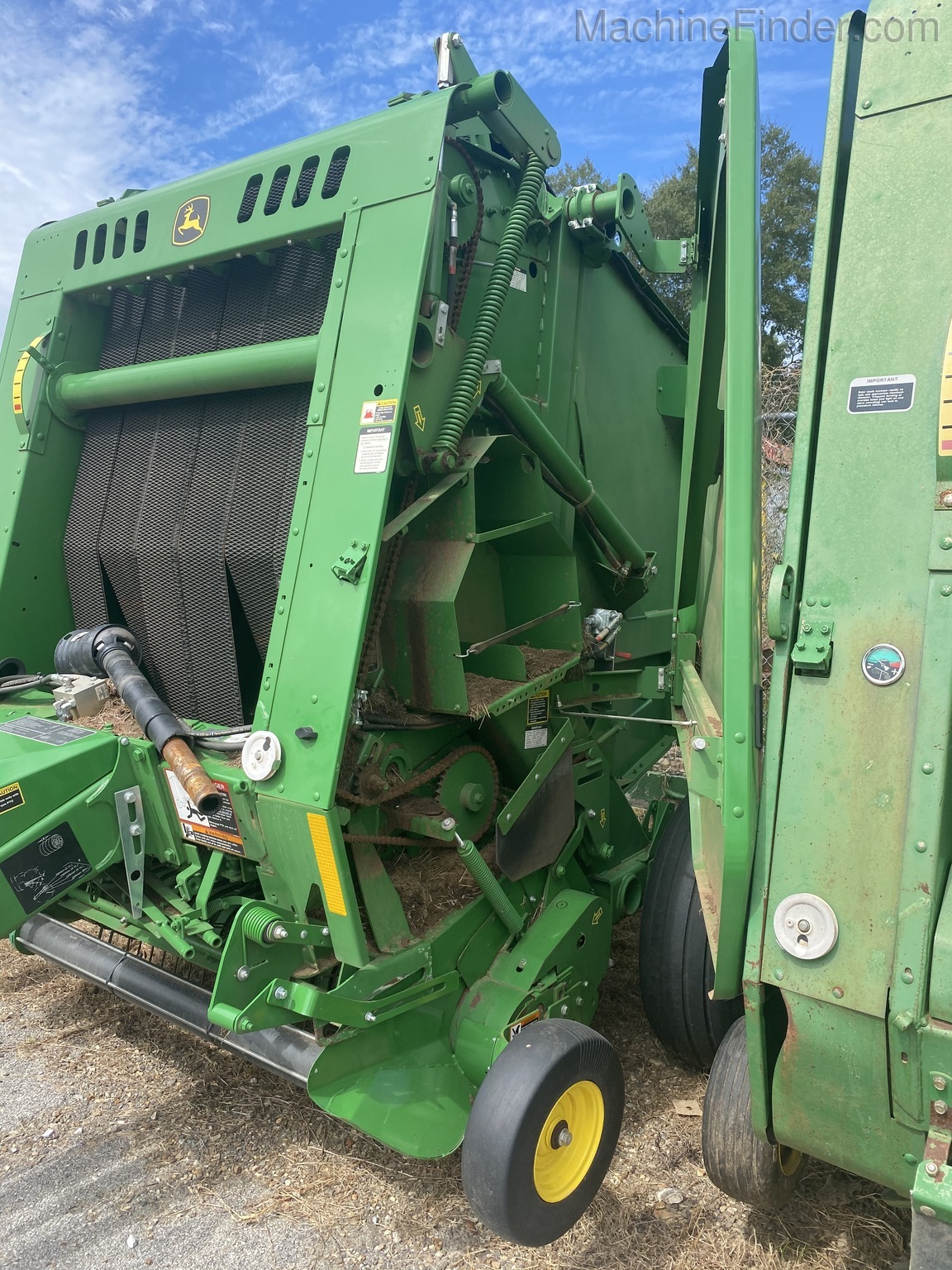 John Deere 450M Image 2