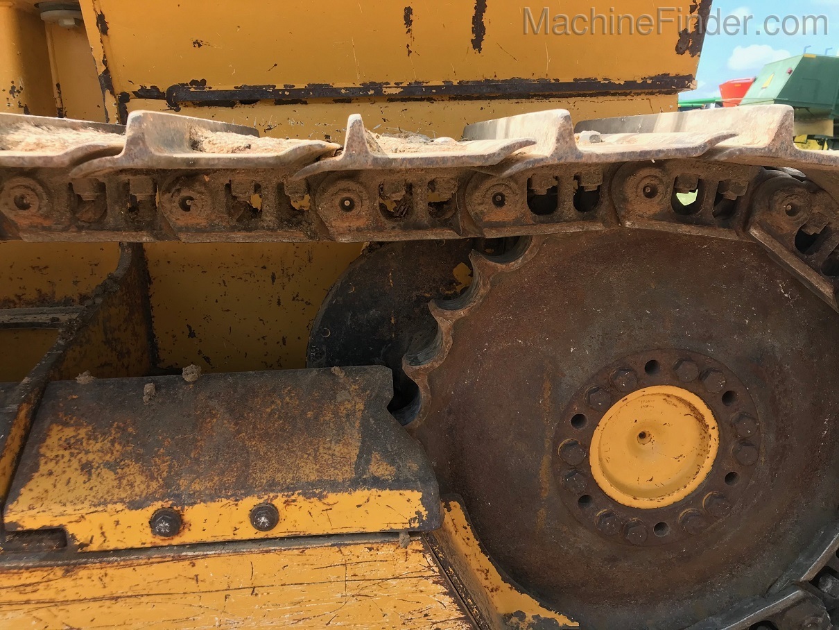 2012 John Deere 650K Image 9