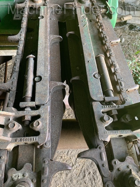 1995 John Deere 693 Image 2