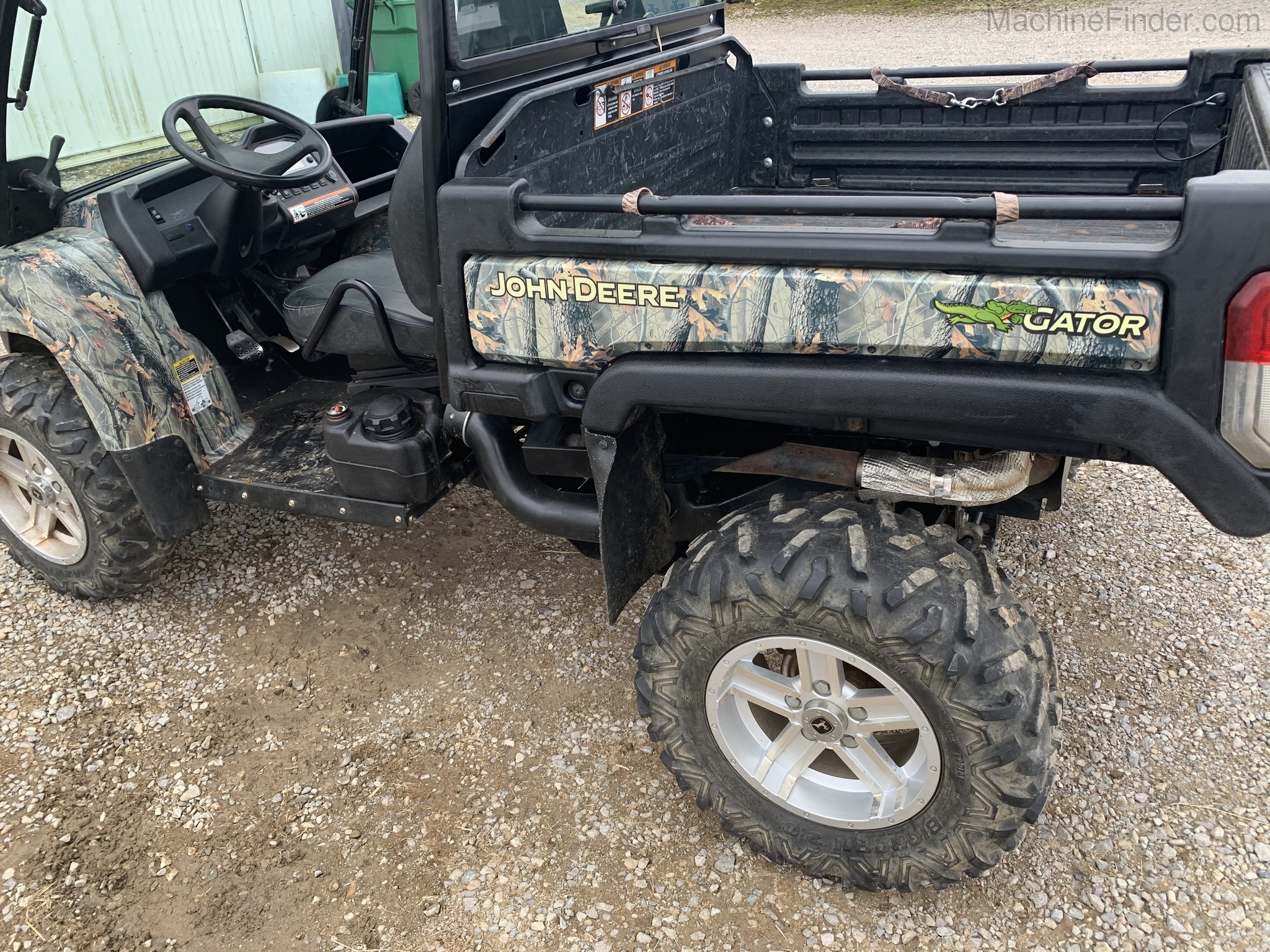 2012 John Deere XUV 825I CAMO Image 12