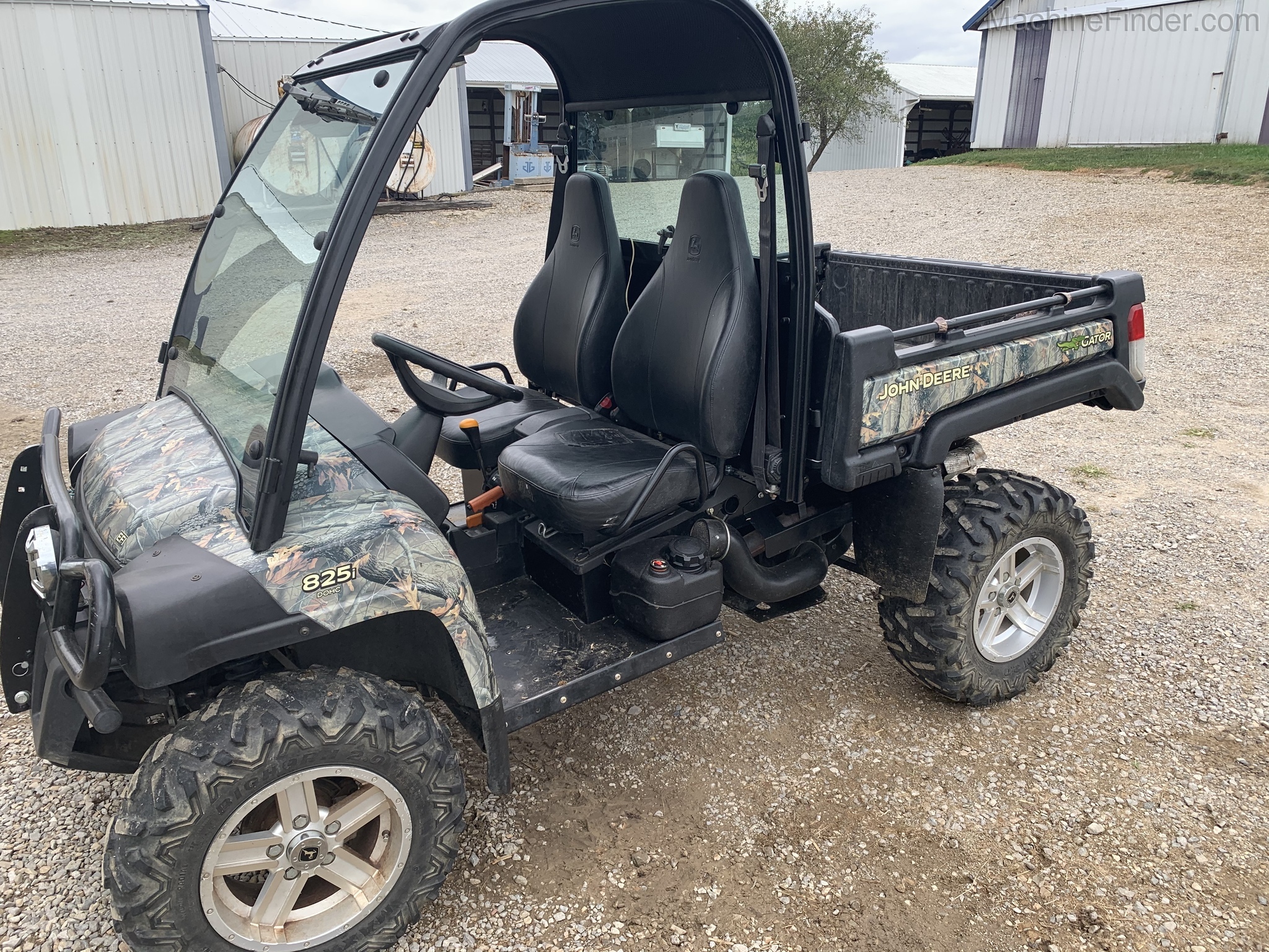 2012 John Deere XUV 825I CAMO Image 1