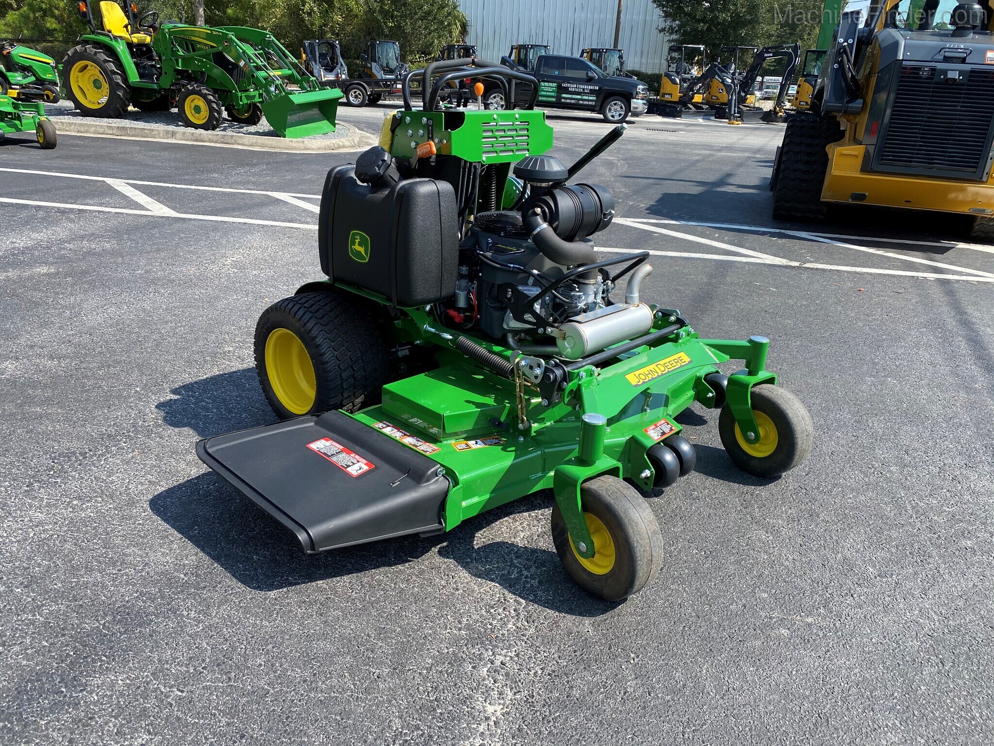 2021 John Deere 652M Image 4