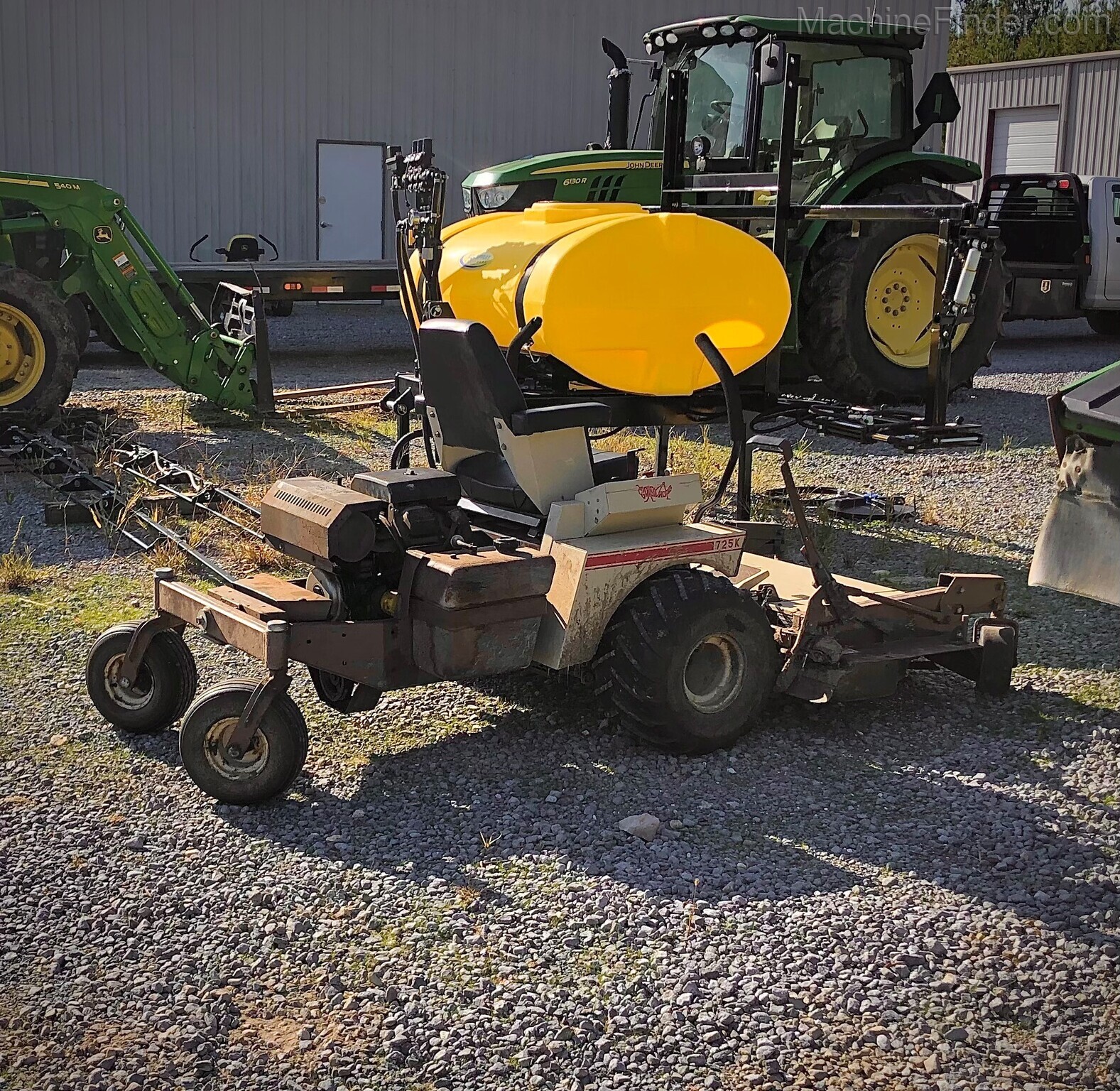 Grasshopper 725K FRONT DECK MOWER Image 3