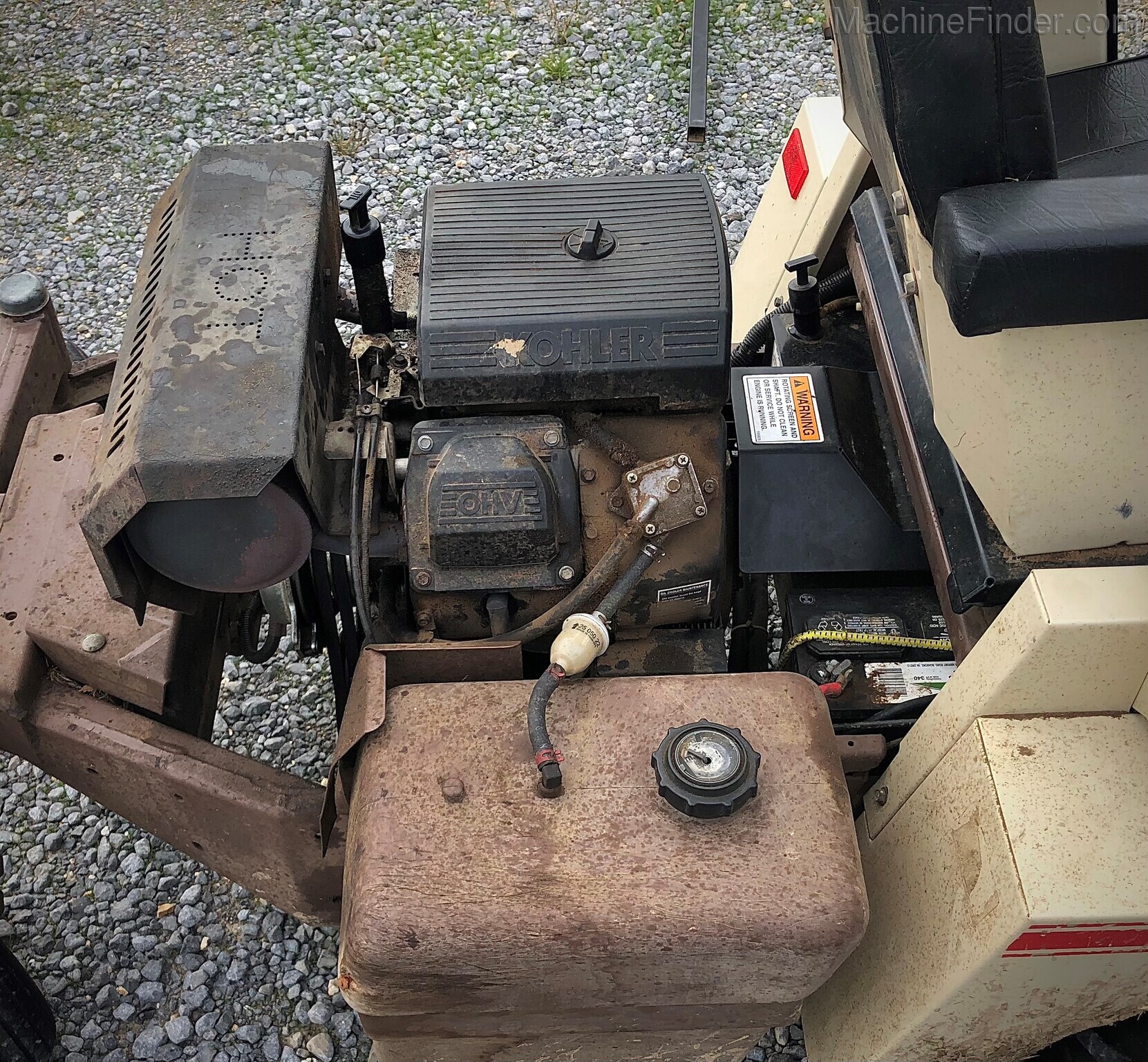 Grasshopper 725K FRONT DECK MOWER Image 6