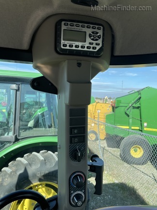 2017 Case IH 75C Image 9