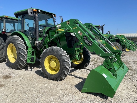 2014 John Deere 6105D Image 2
