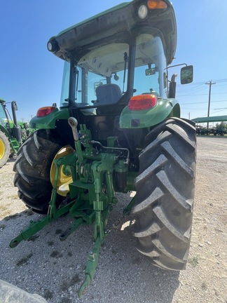 2014 John Deere 6105D Image 5