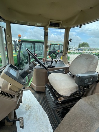 1996 John Deere 7800 Image 8