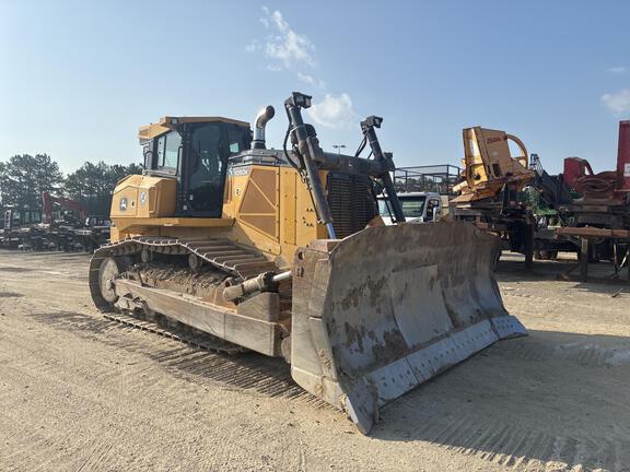 Photo of a 2018 John Deere 1050K