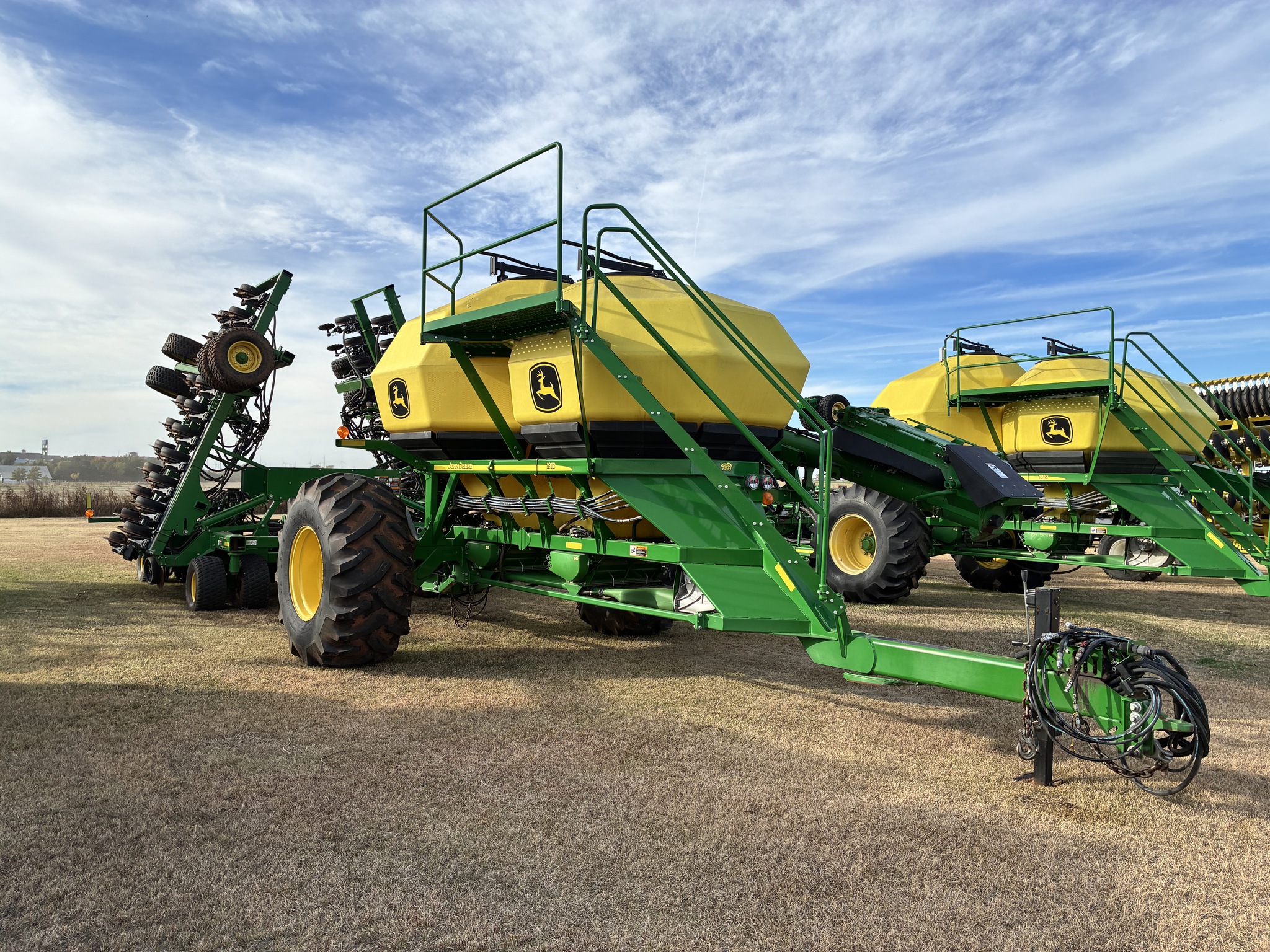 2021 John Deere 1890 Image 3